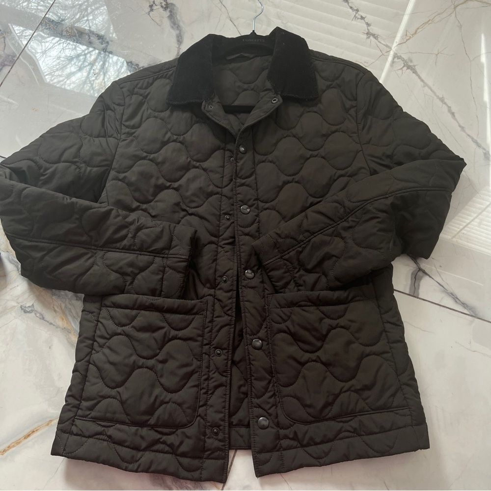 H&M Olive Green Quilted Barn style Puffer Jacket with Pockets & Corduroy Collar